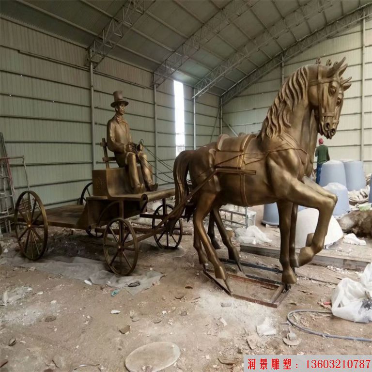 玻璃钢仿铜马车雕塑,马车雕塑定做,啤酒节马车雕塑 玻璃钢仿铜马车雕塑,马车雕塑定做,啤酒节马车雕塑