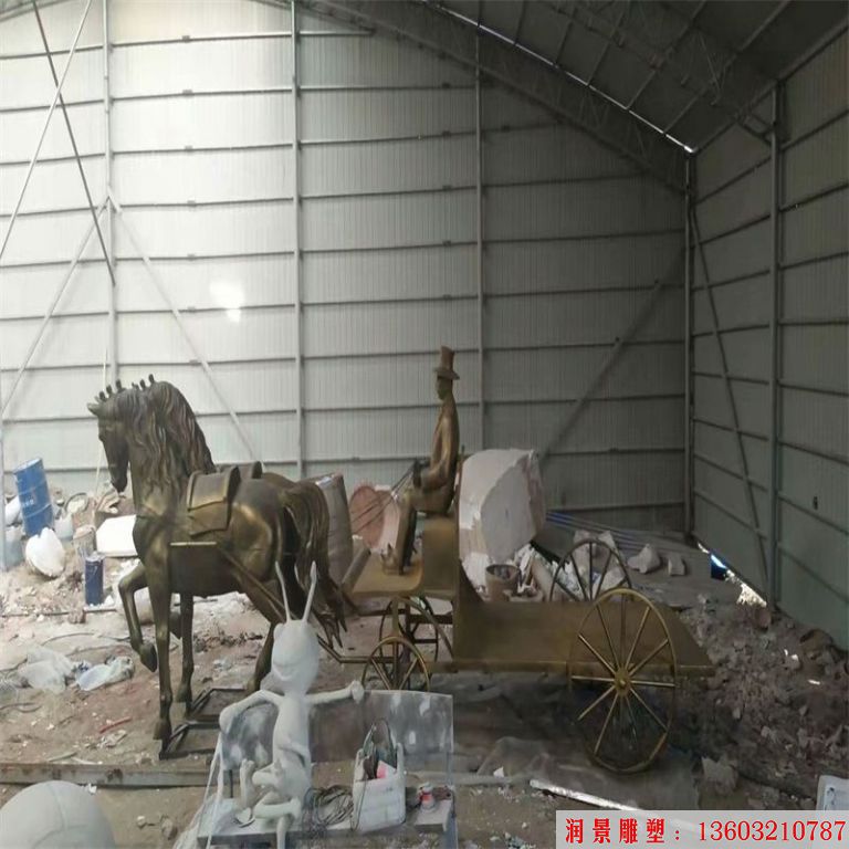 玻璃钢仿铜马车雕塑,马车雕塑定做,啤酒节马车雕塑6 玻璃钢仿铜马车雕塑,马车雕塑定做,啤酒节马车雕塑6